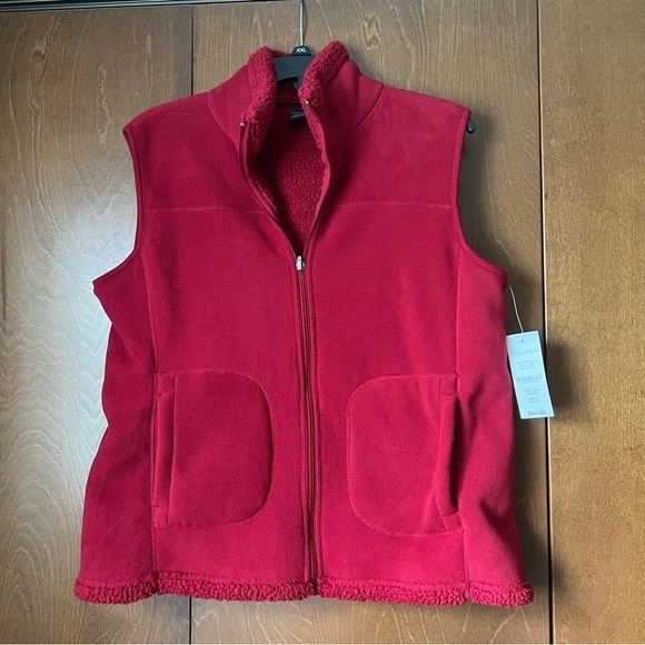 Hannah Jackets & Blazers - Hannah Zip Front Red Fleece Vest NWT Large